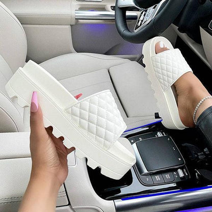 Chic Quilted Stitching Detail Platform Sandals